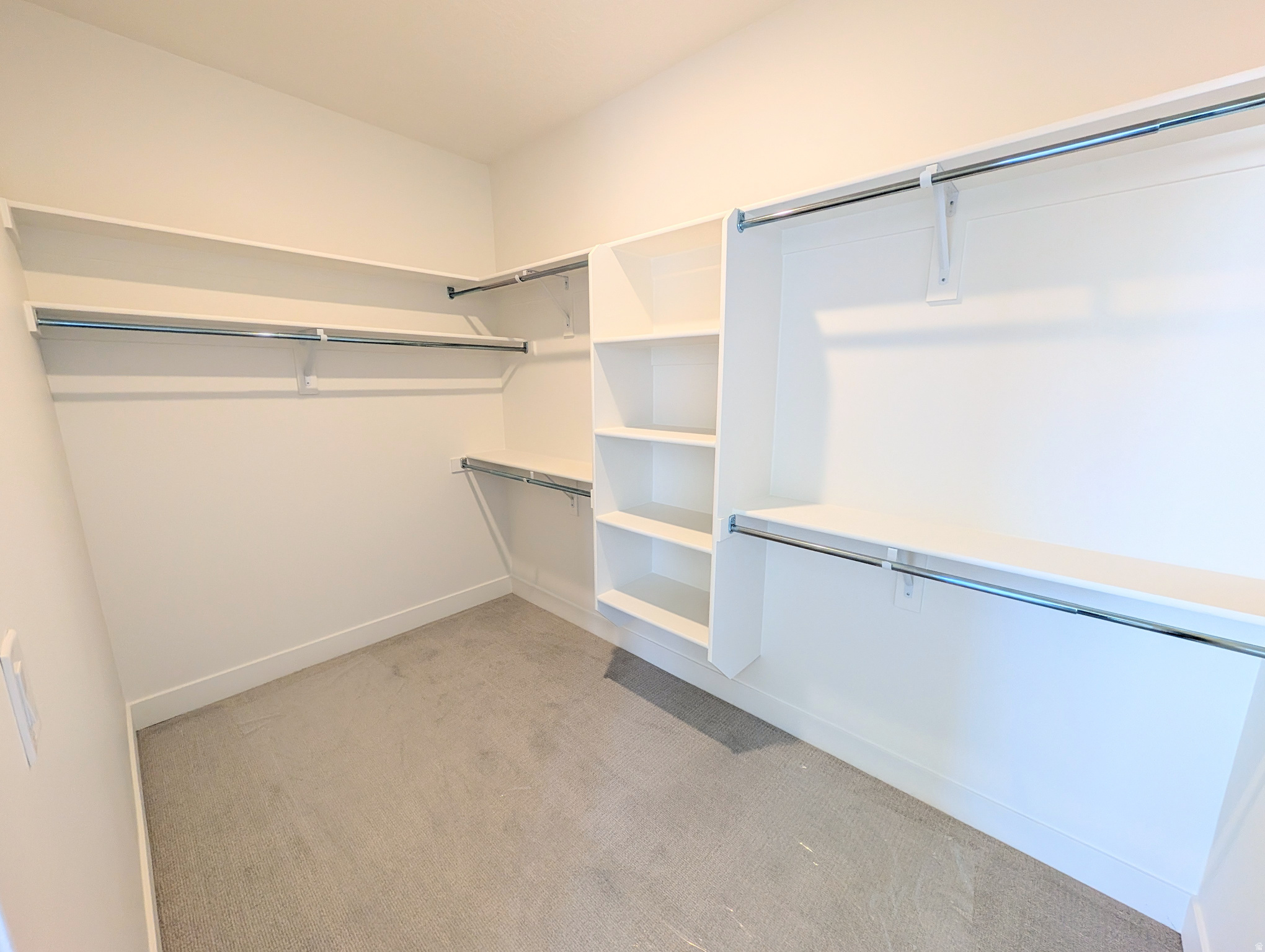 DAYBREAK - Residential