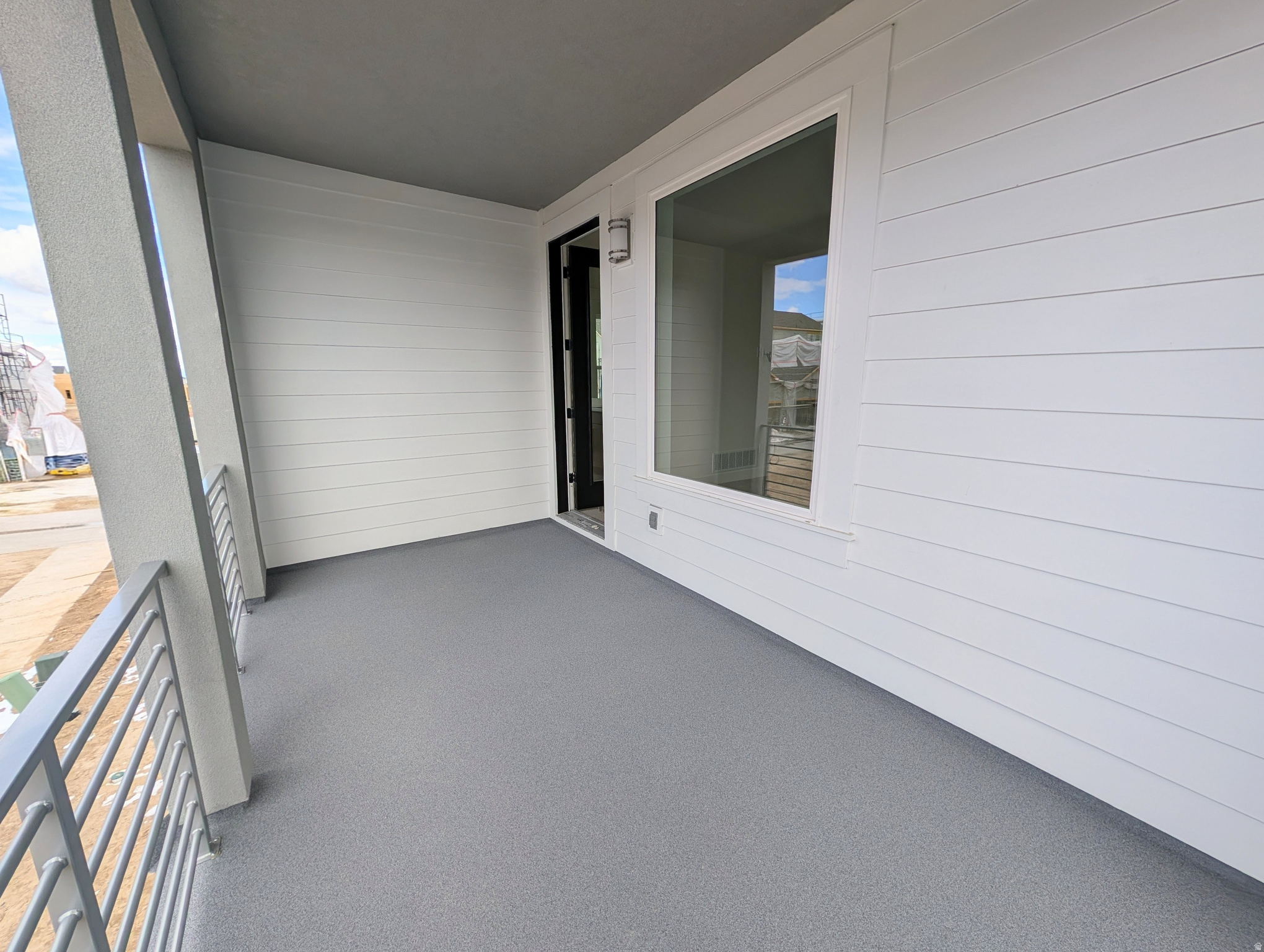 DAYBREAK - Residential