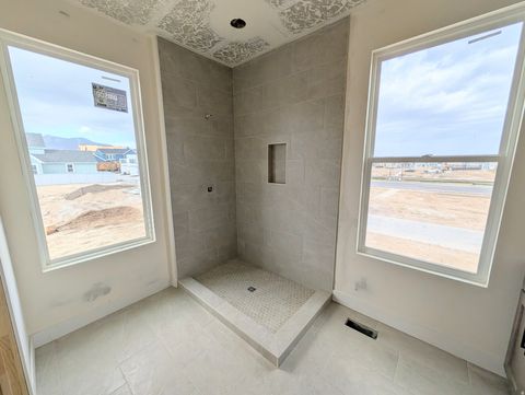 Tiny photo for 11324 S SILVER POND DR W #323, South Jordan, UT 84009 (MLS # 2127450)