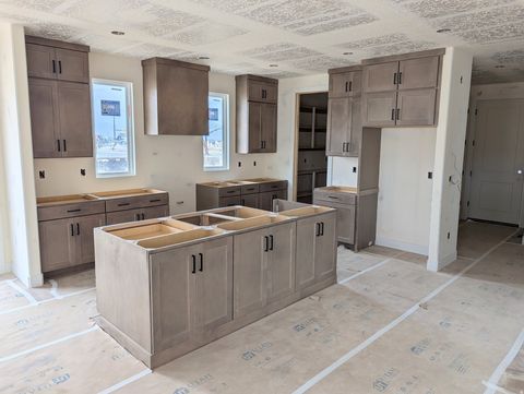 Tiny photo for 11324 S SILVER POND DR W #323, South Jordan, UT 84009 (MLS # 2127450)