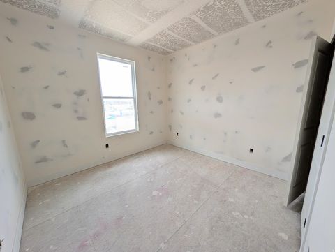 Tiny photo for 11324 S SILVER POND DR W #323, South Jordan, UT 84009 (MLS # 2127450)