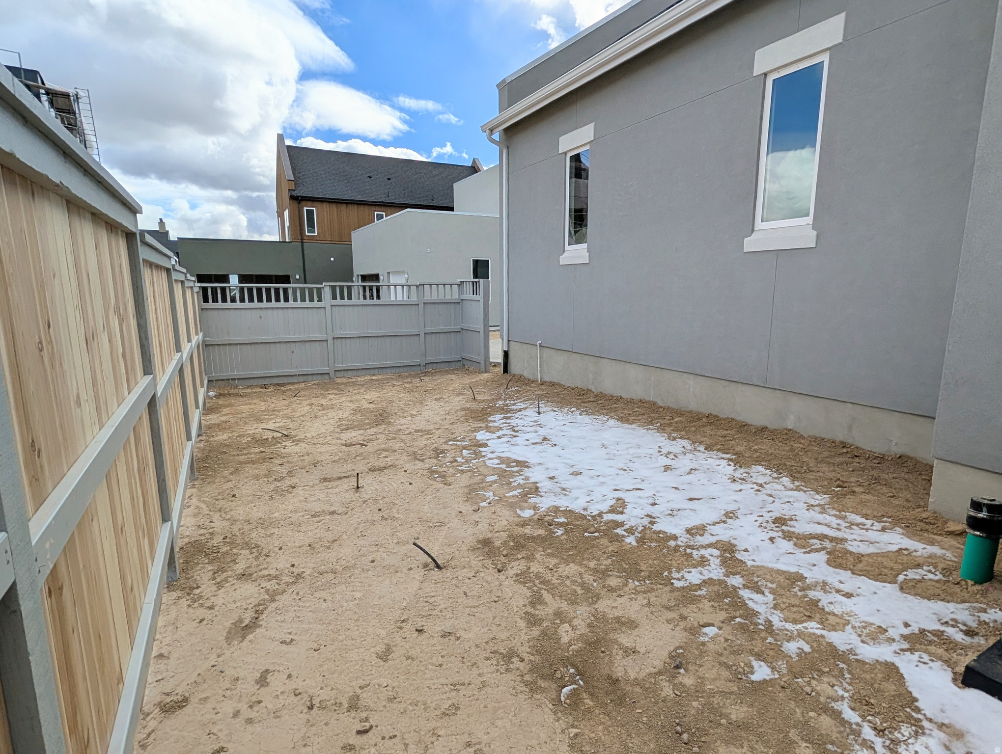 DAYBREAK - Residential