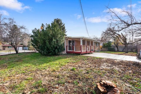 Tiny photo for 6884 S BELLA VISTA DR, Cottonwood Heights, UT 84121 (MLS # 2126580)