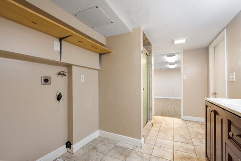 Tiny photo for 6884 S BELLA VISTA DR, Cottonwood Heights, UT 84121 (MLS # 2126580)