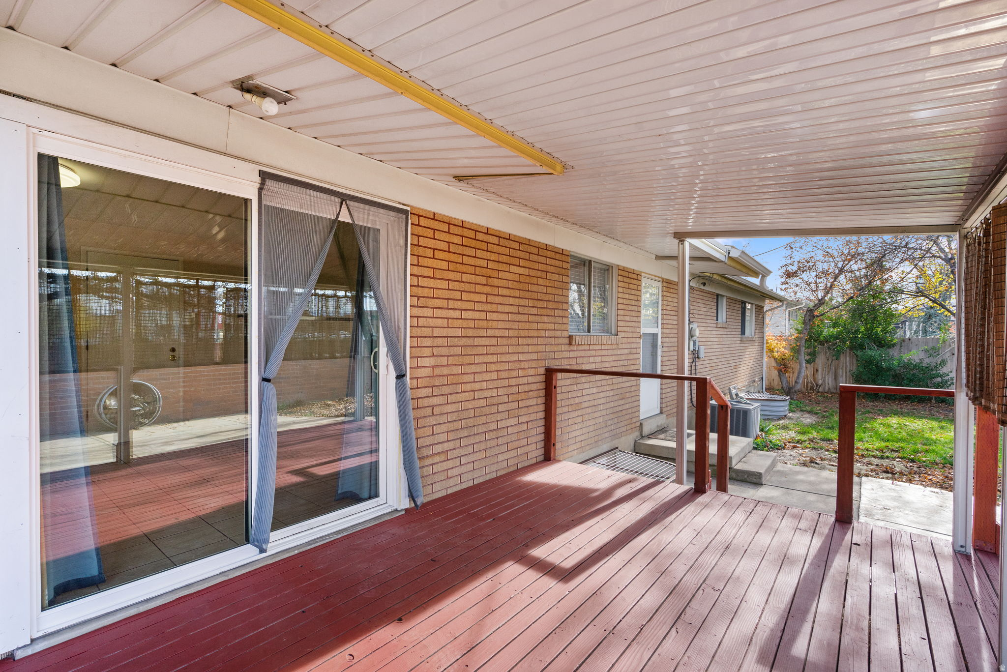 ROLLING KNOLLS NO 1 - Residential