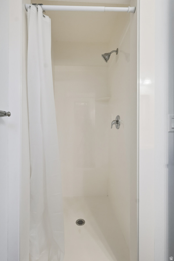 QUAIL BLUFF HEIGHTS - Residential