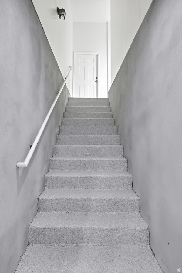 QUAIL BLUFF HEIGHTS - Residential