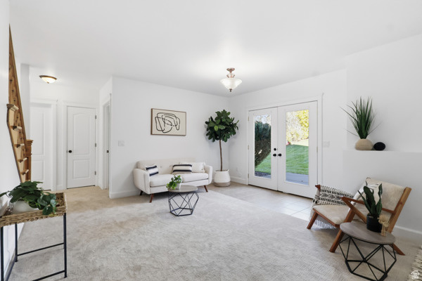 QUAIL BLUFF HEIGHTS - Residential