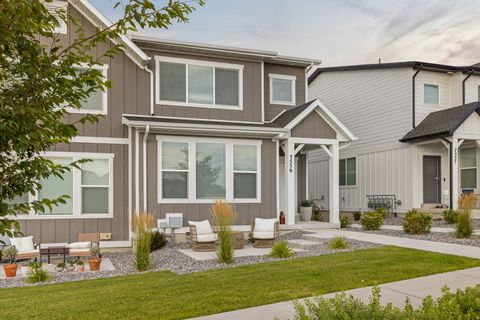 Tiny photo for 7559 S TOPAZ SKY LN, West Jordan, UT 84081 (MLS # 2173341)