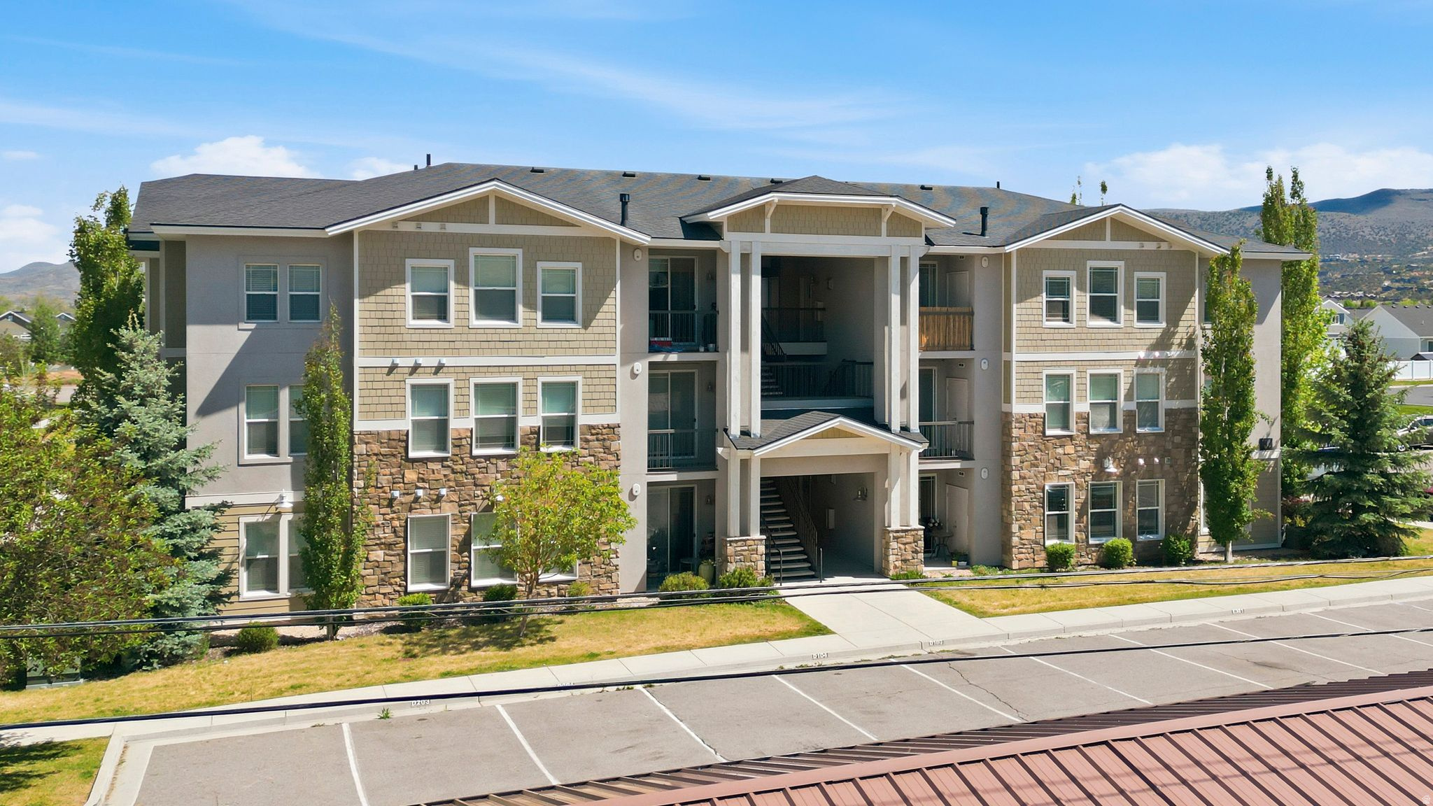 RANCH LANDING - Residential