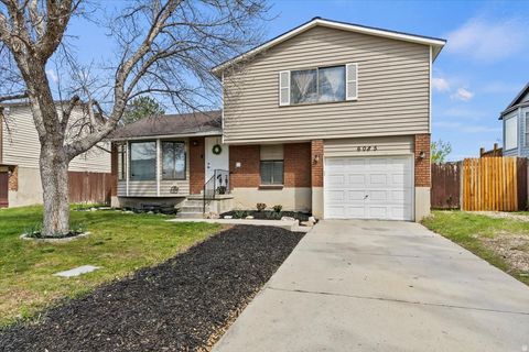 Photo of 6085 S PARK WOOD DR W, Kearns, UT 84118 (MLS # 2148867)