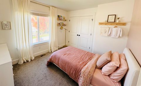 Tiny photo for 781 E 450 S, Smithfield, UT 84335 (MLS # 2123555)