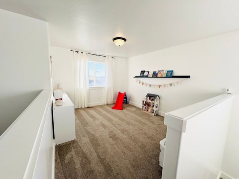 Tiny photo for 781 E 450 S, Smithfield, UT 84335 (MLS # 2123555)