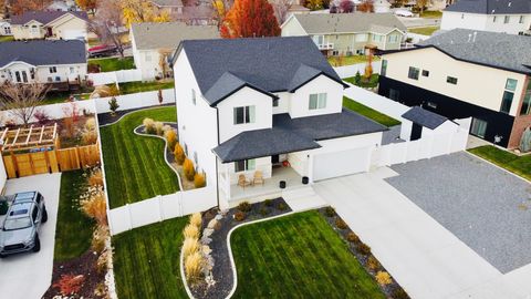 Photo of 781 E 450 S, Smithfield, UT 84335 (MLS # 2123555) Photo of 781 E 450 S, Smithfield, UT 84335 (MLS # 2123555)