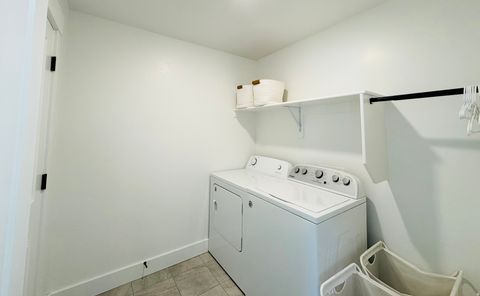 Tiny photo for 781 E 450 S, Smithfield, UT 84335 (MLS # 2123555)