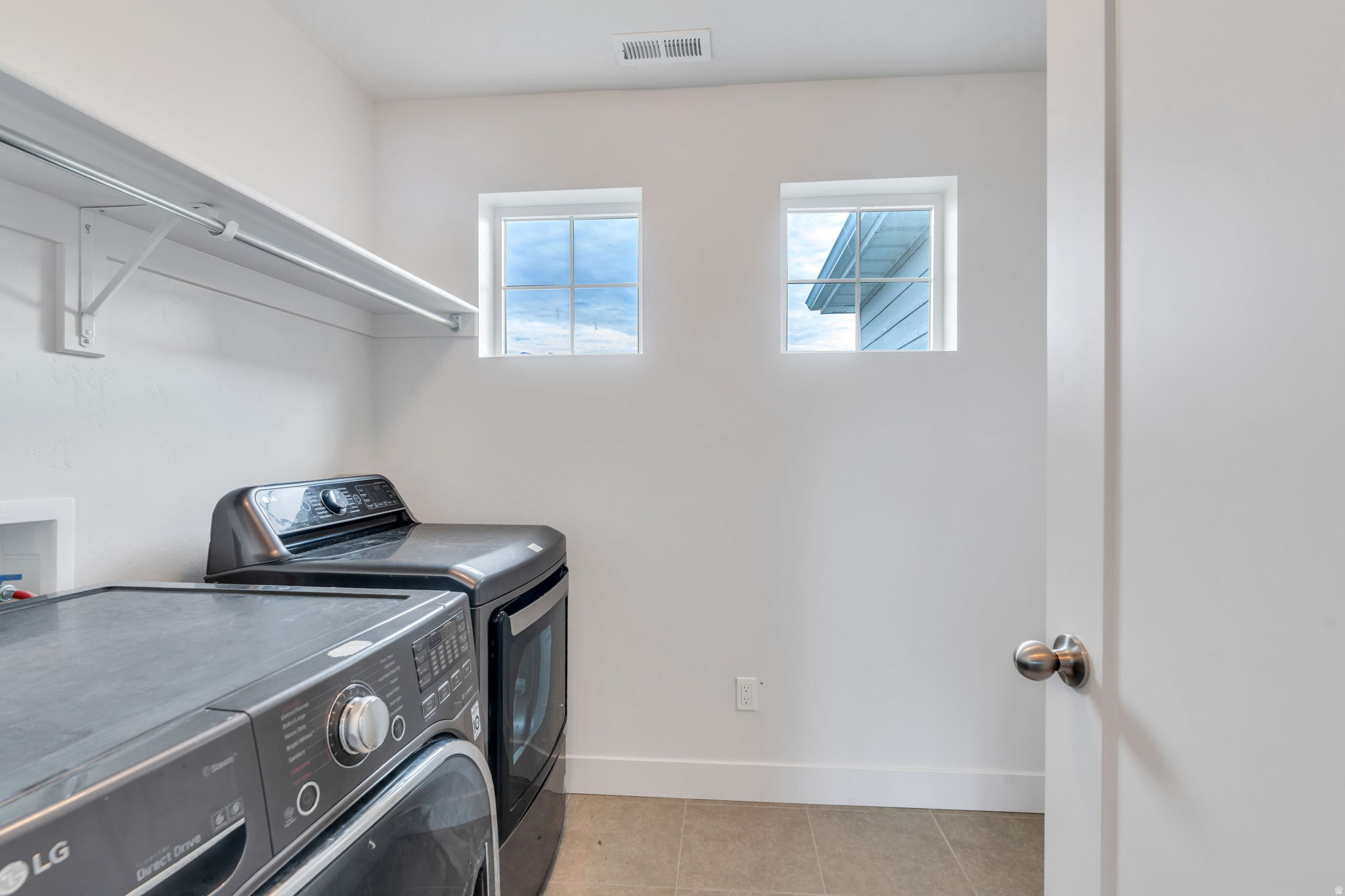 BRIDGEPORT AT WATERS EDGE - Residential