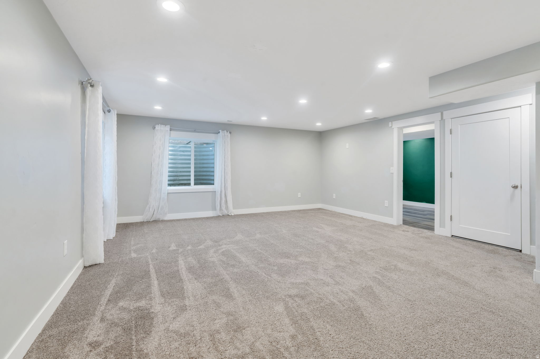 BRIDGEPORT AT WATERS EDGE - Residential