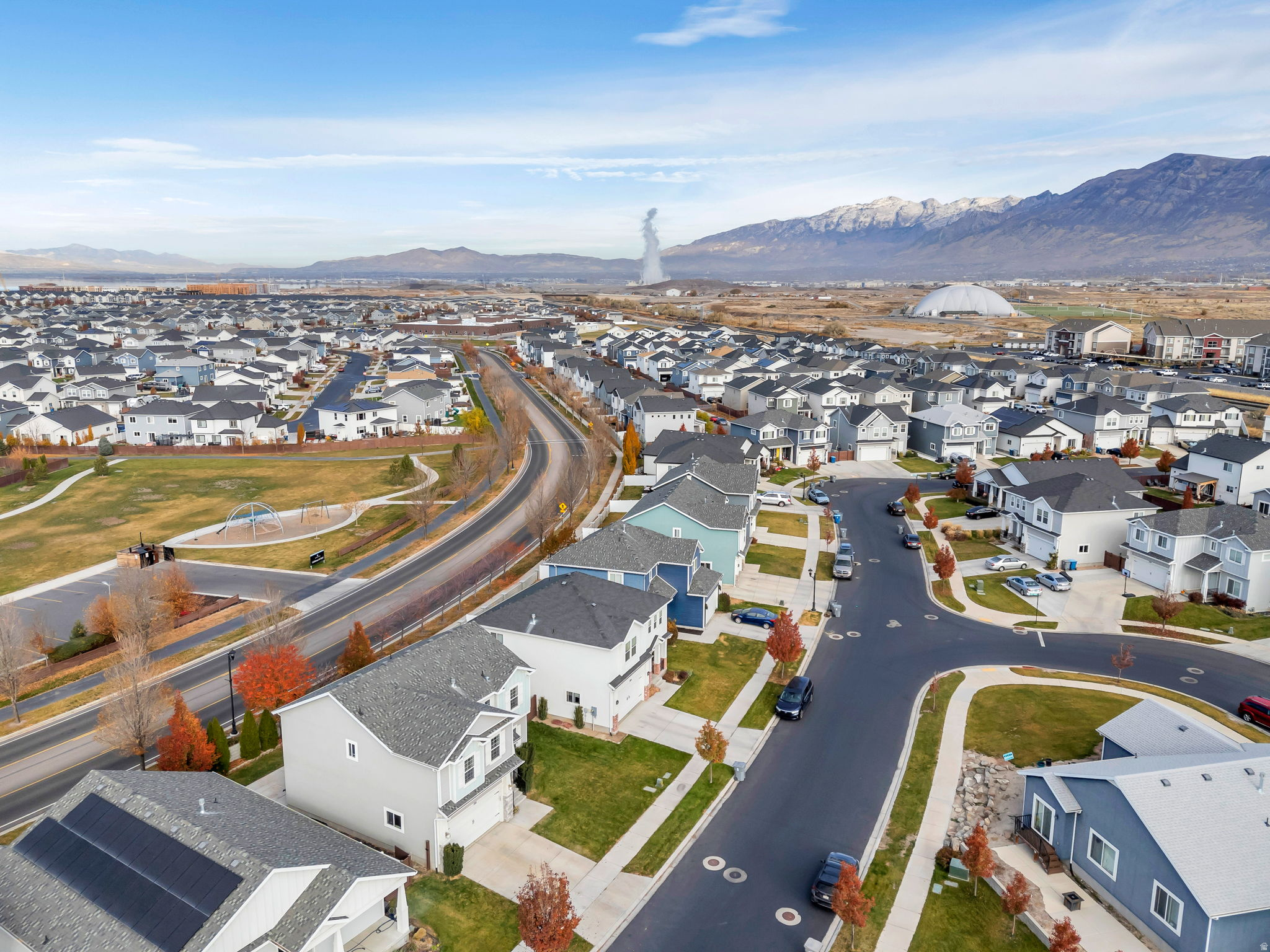 BRIDGEPORT AT WATERS EDGE - Residential