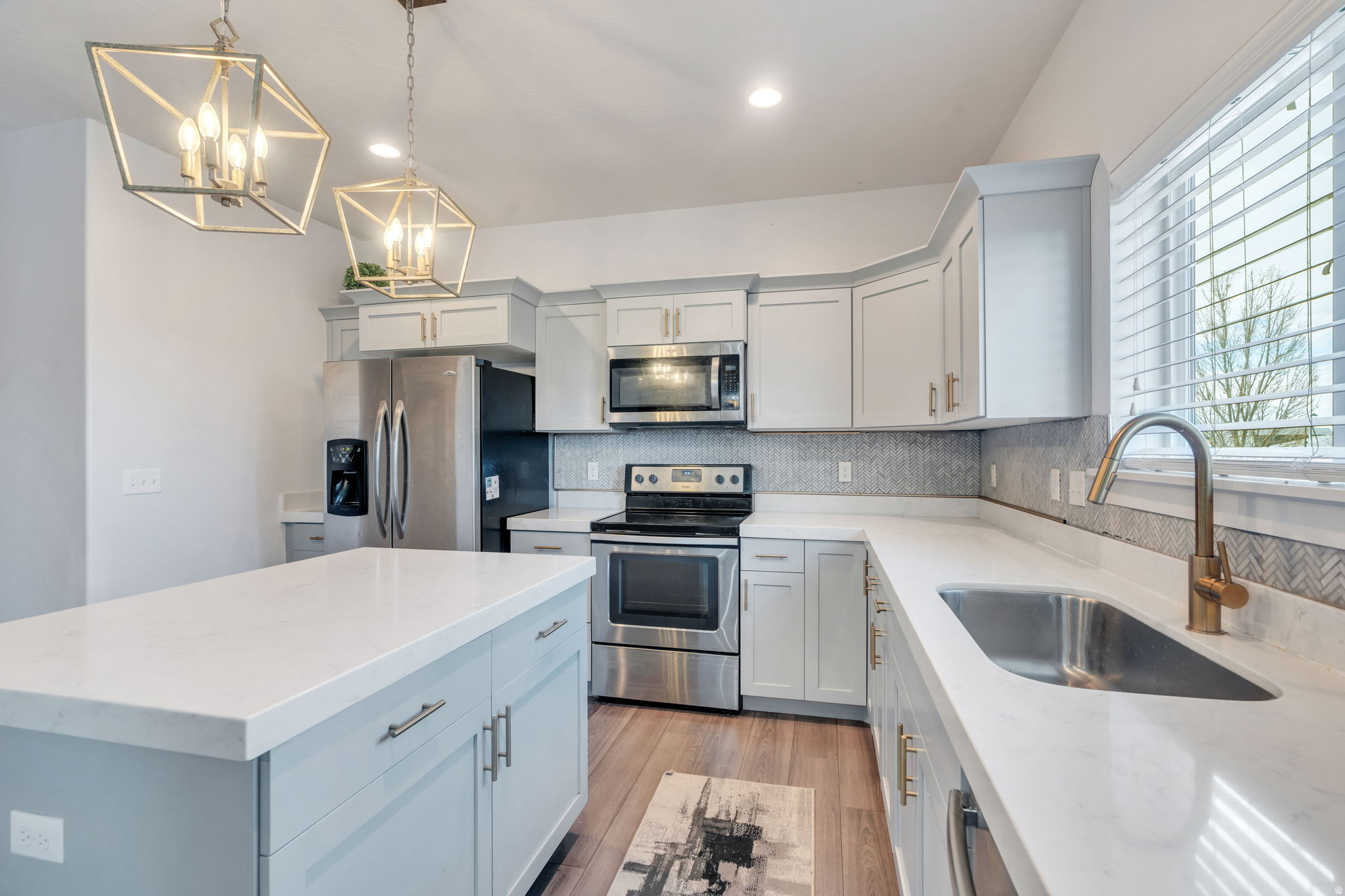 BRIDGEPORT AT WATERS EDGE - Residential