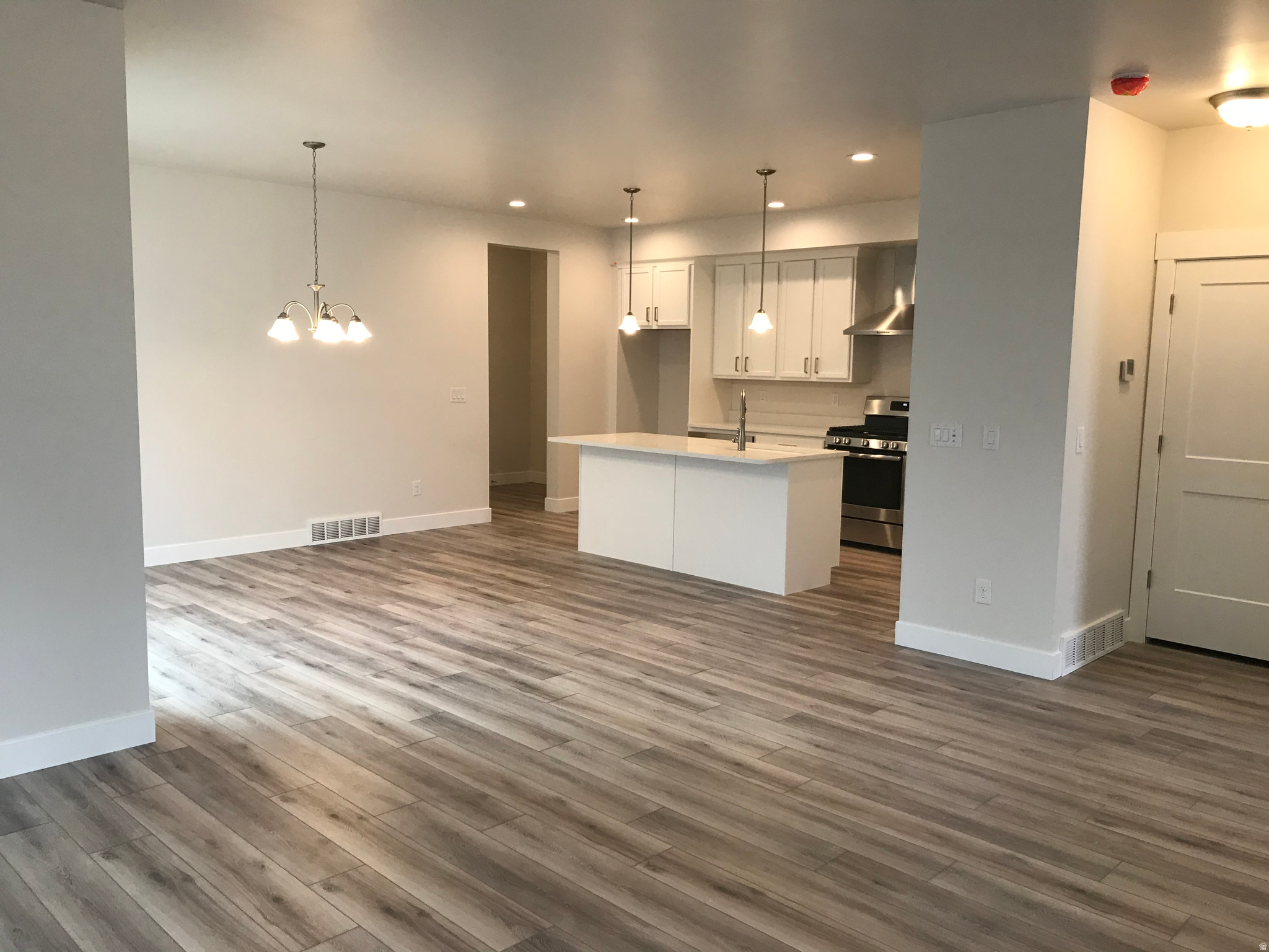 OQUIRRH WEST PHASE 3 - Residential