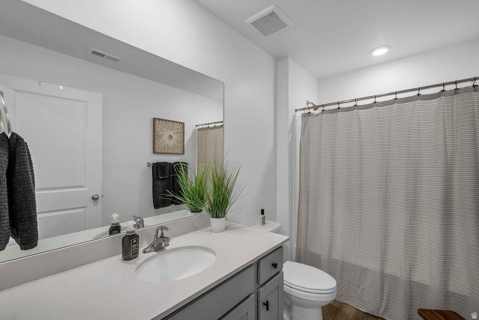 HOODOO HOLLOW AT LONG VALLEY 1 - Residential