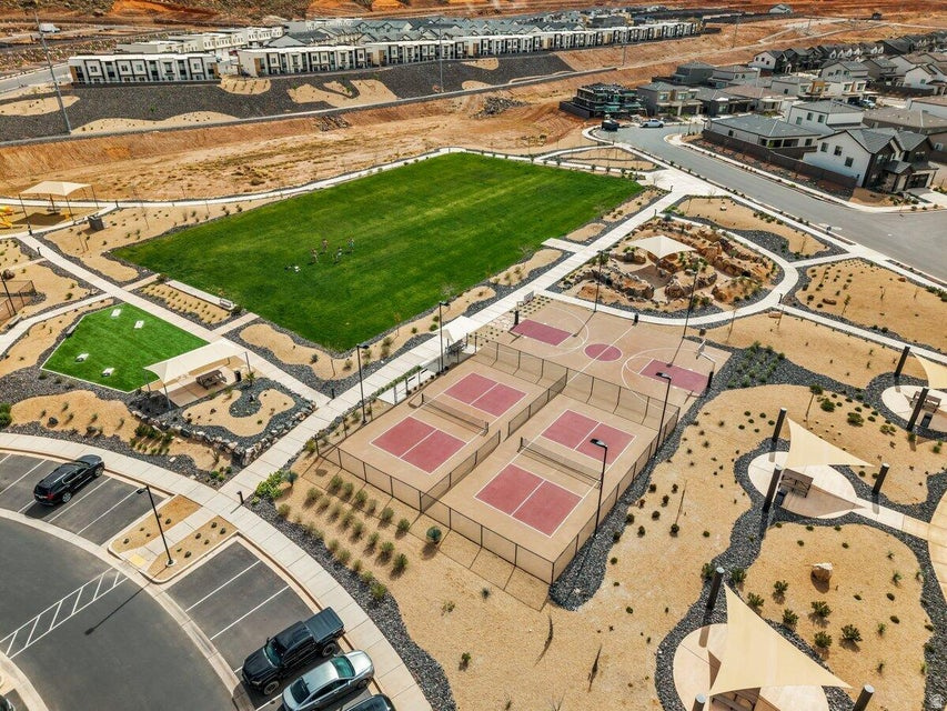 HOODOO HOLLOW AT LONG VALLEY 1 - Residential