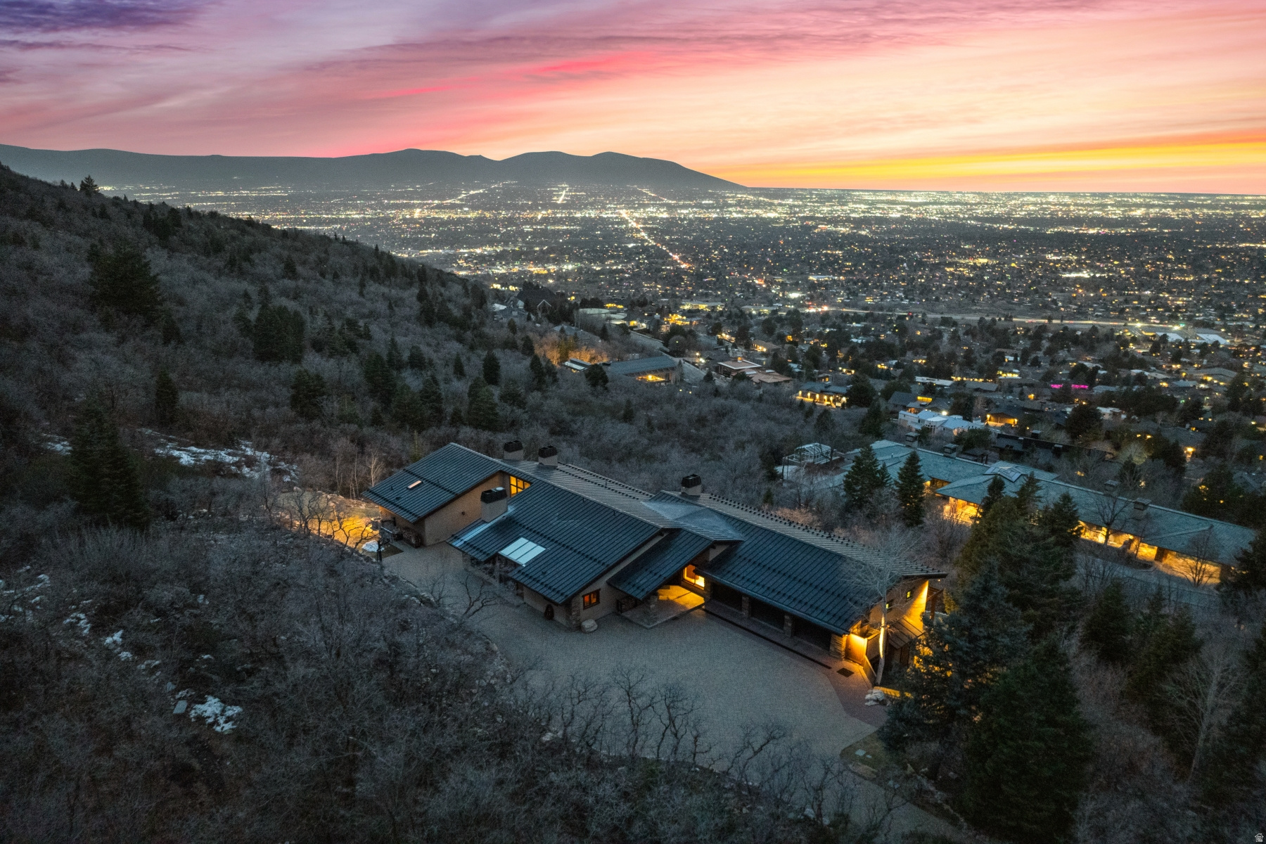 MT. OLYMPUS COVE - Residential