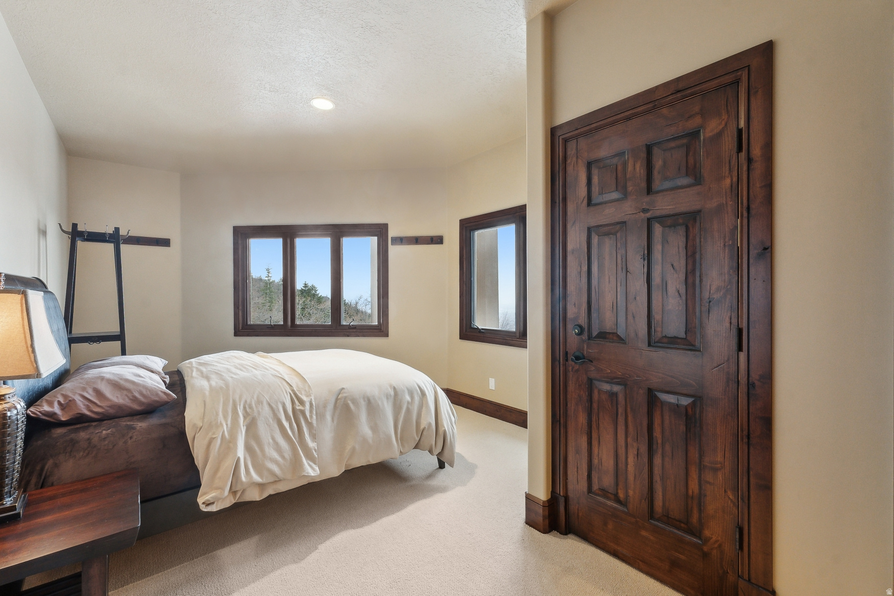 MT. OLYMPUS COVE - Residential