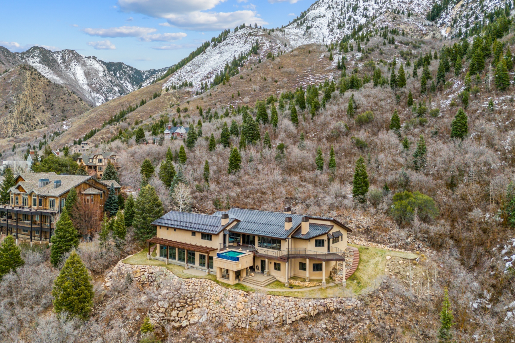 MT. OLYMPUS COVE - Residential