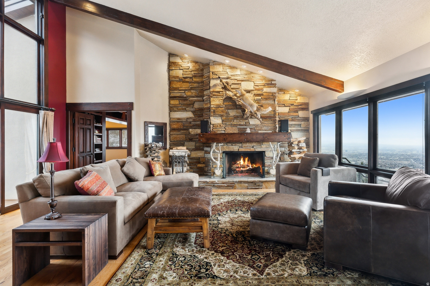 MT. OLYMPUS COVE - Residential