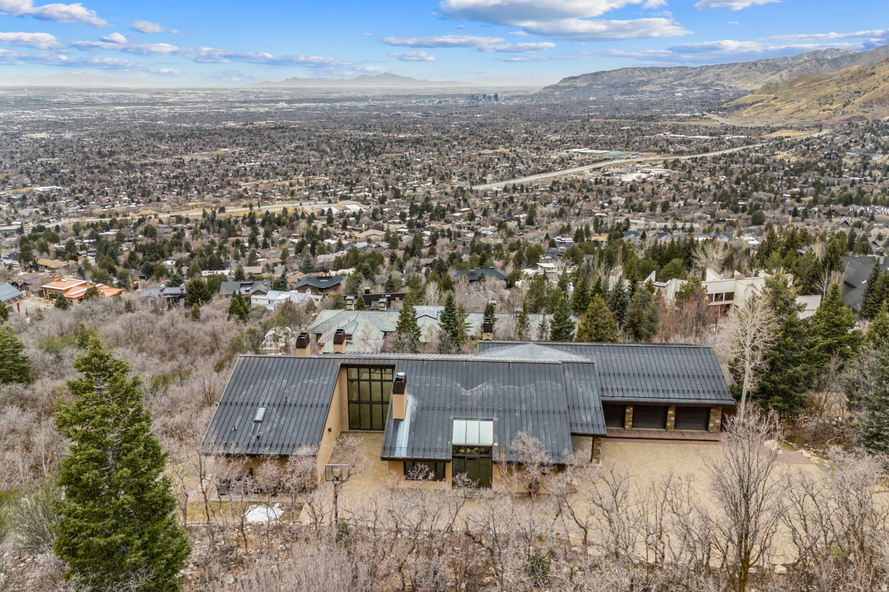 MT. OLYMPUS COVE - Residential