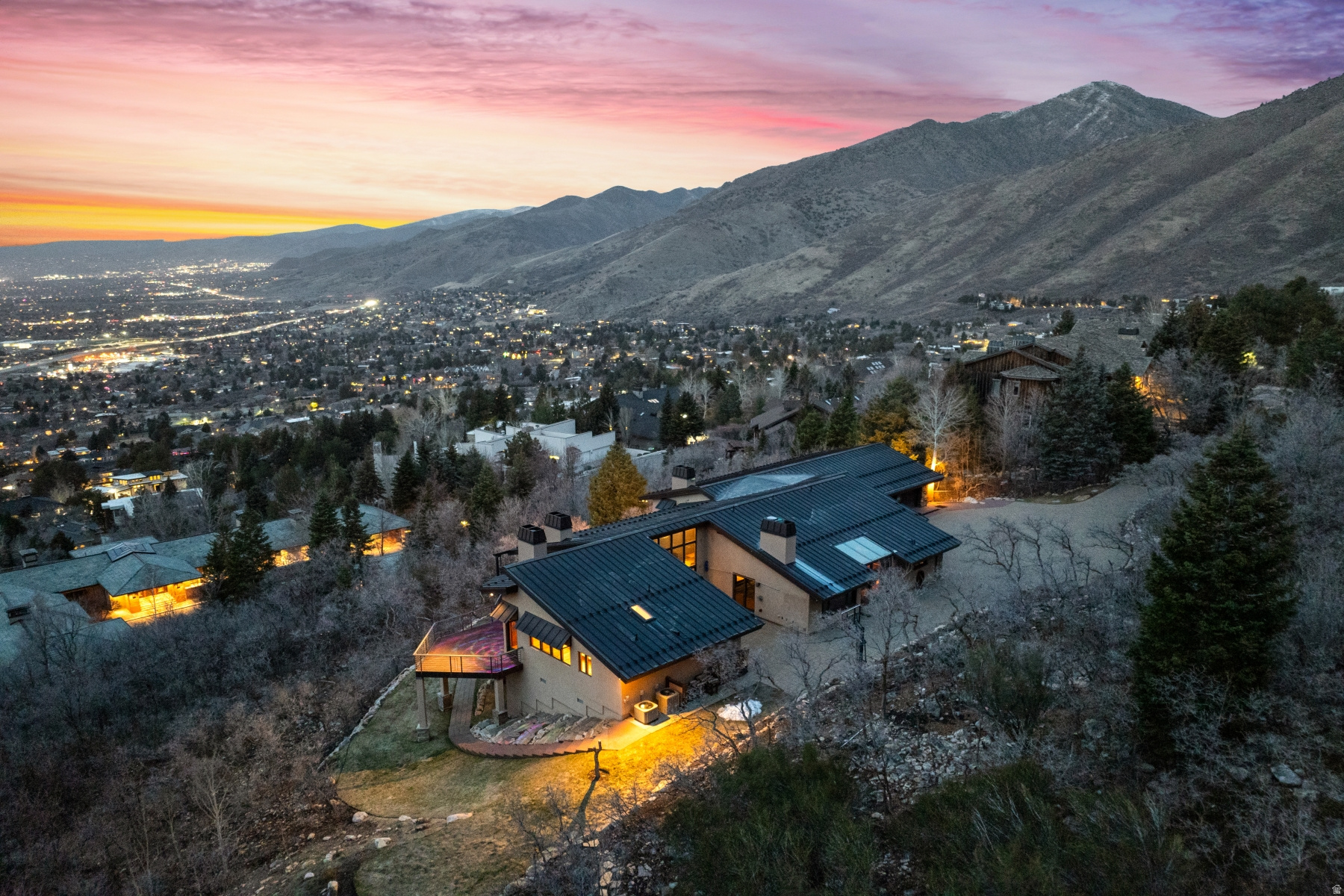 MT. OLYMPUS COVE - Residential