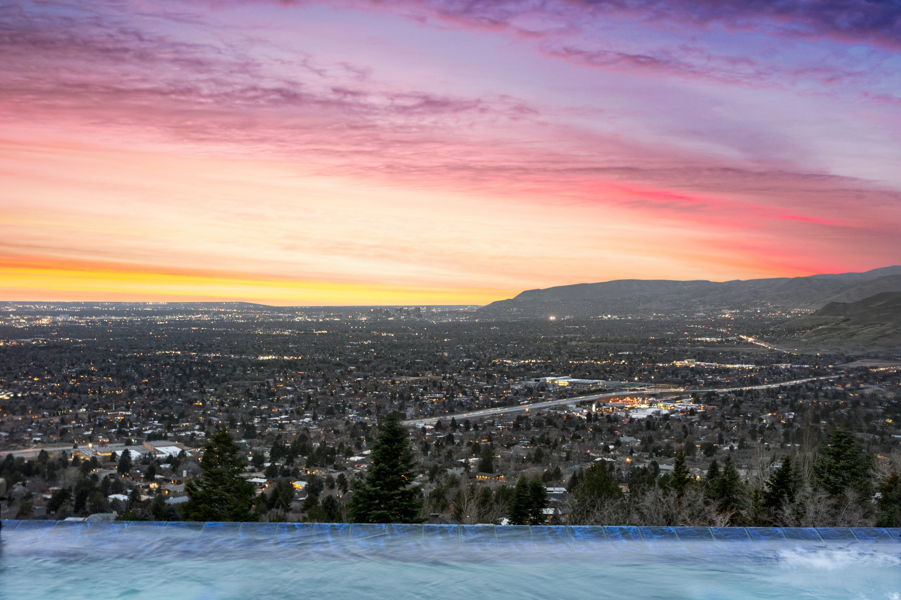 MT. OLYMPUS COVE - Residential