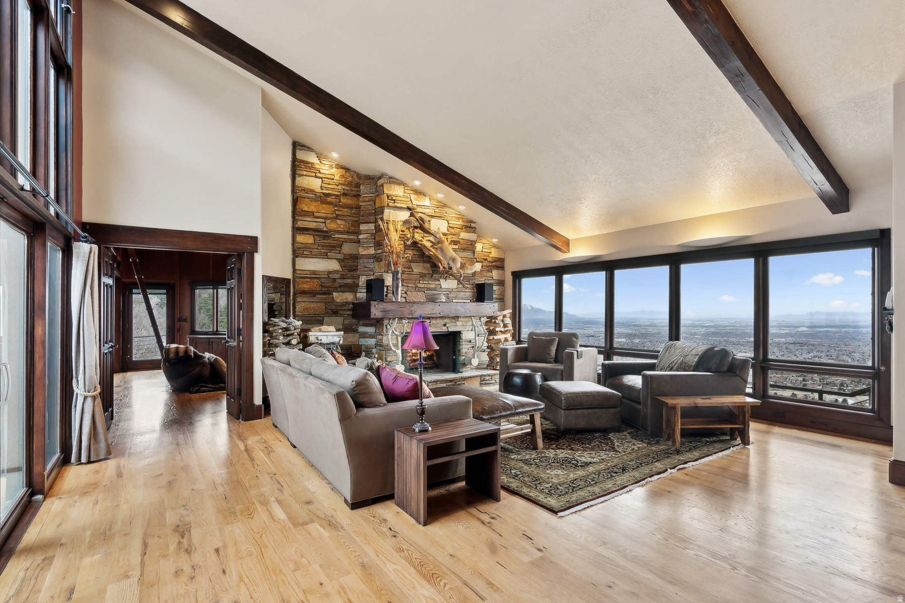 MT. OLYMPUS COVE - Residential