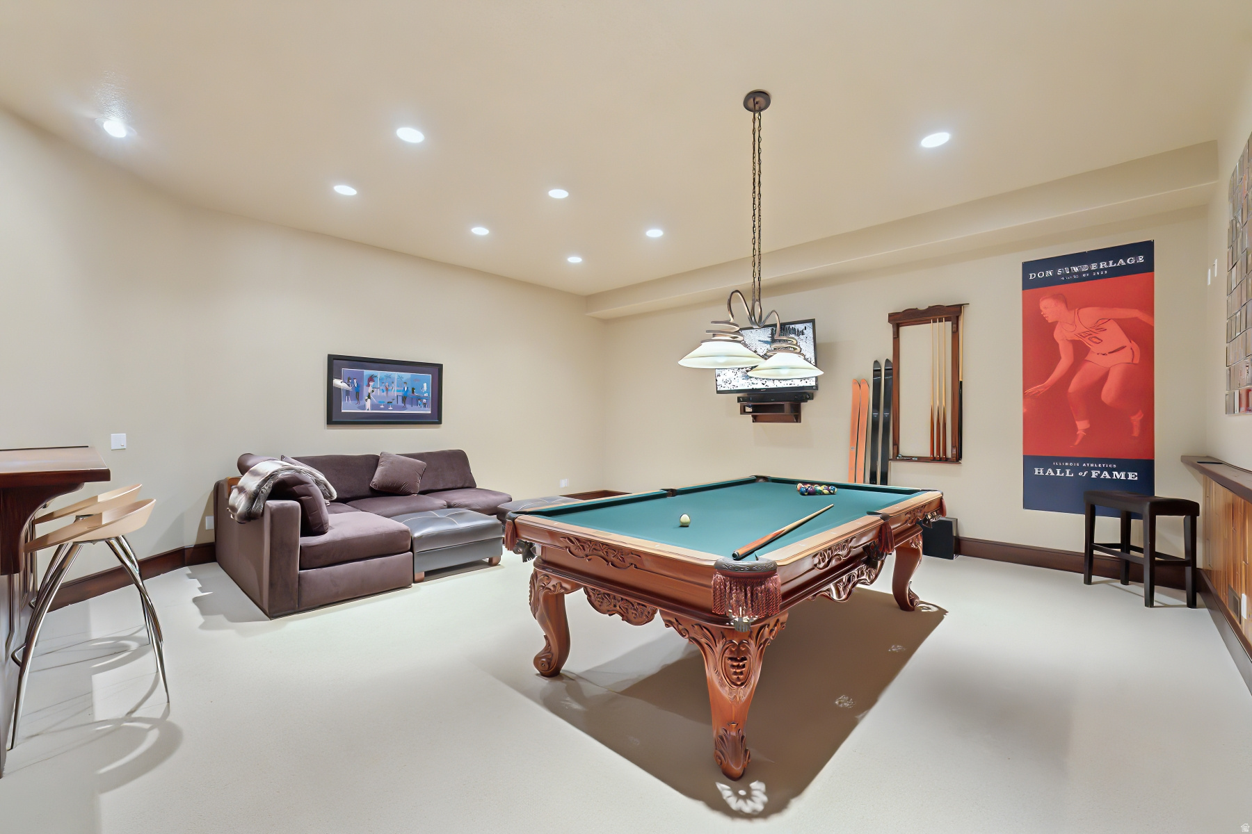 MT. OLYMPUS COVE - Residential