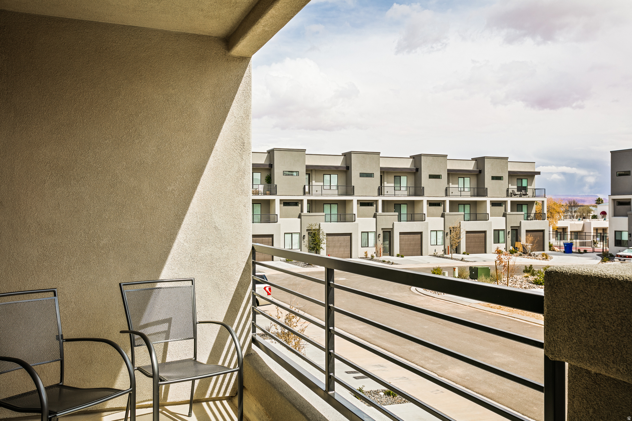 VUE AT GREEN VALLEY - Residential