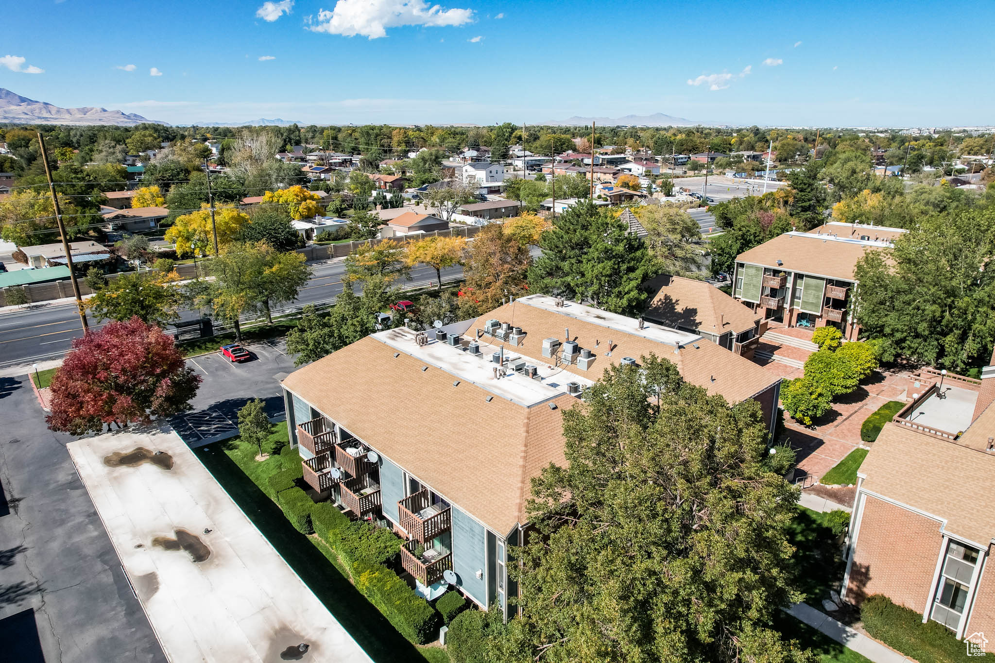 VILLAGE 2 - Residential