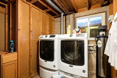 Tiny photo for 564 S MAIN ST, Kaysville, UT 84037 (MLS # 2185064)