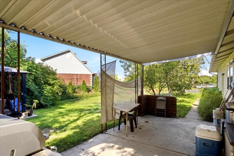 Tiny photo for 564 S MAIN ST, Kaysville, UT 84037 (MLS # 2185064)