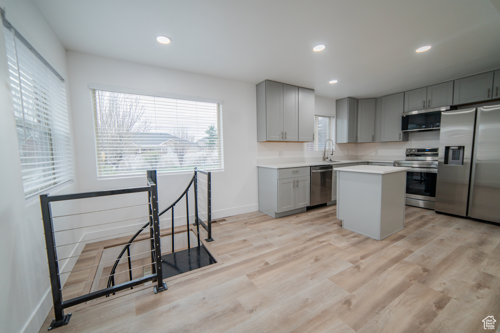 627 W La Salle Dr, Murray, Utah image 6