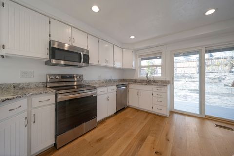 Tiny photo for 3656 E SUMMERHILL DR, Cottonwood Heights, UT 84121 (MLS # 2145404)