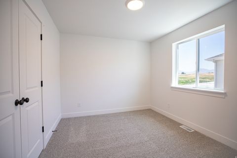 Tiny photo for 483 E 720 N LOT #6 N, Salem, UT 84653 (MLS # 2134743)