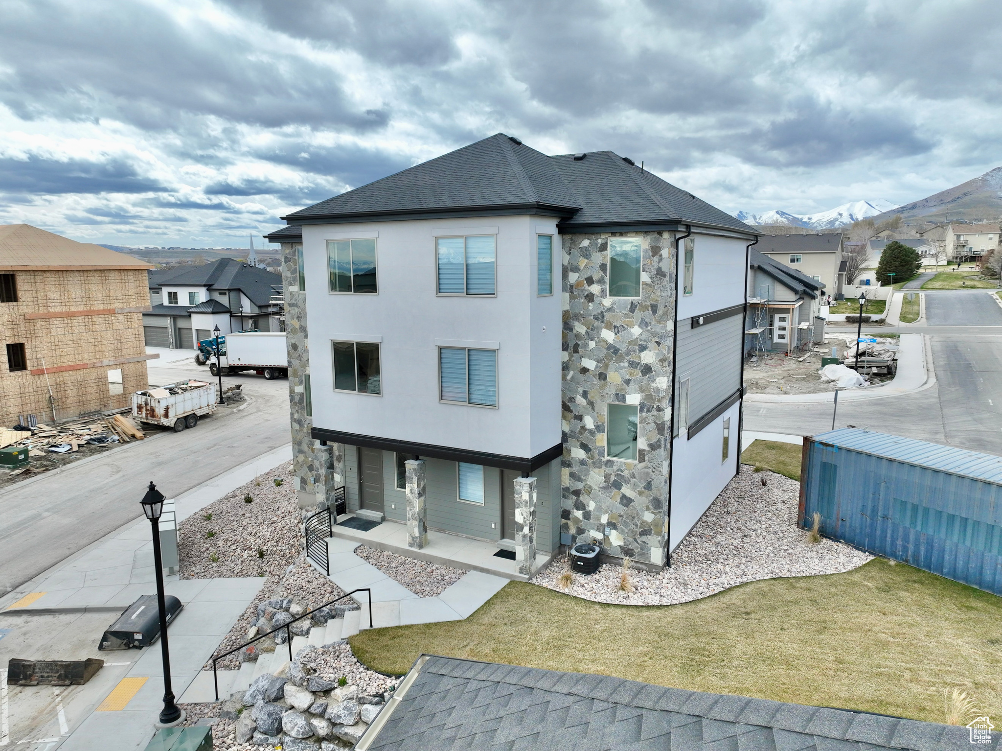 162 W Harvest Ln, Saratoga Springs, Utah image 1