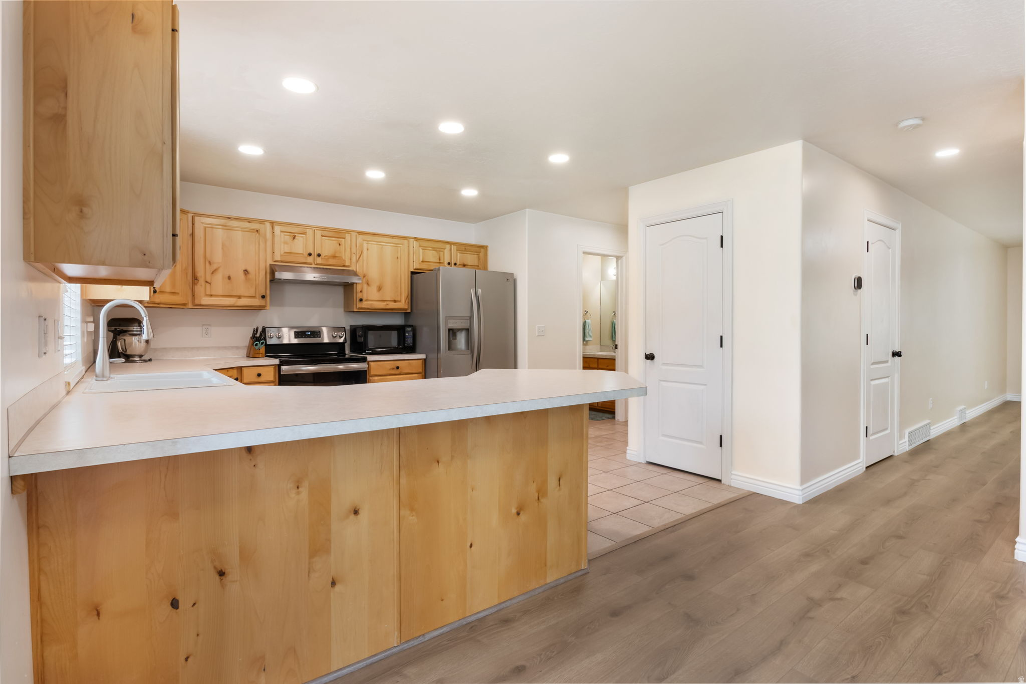 CLEARWATER COVE - Residential