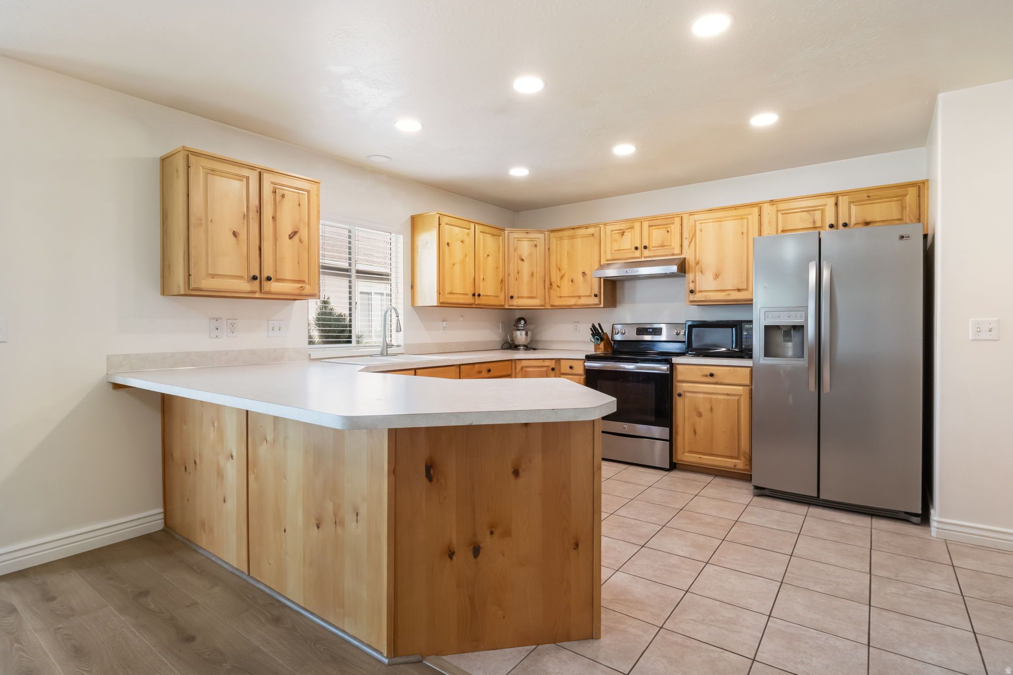 CLEARWATER COVE - Residential