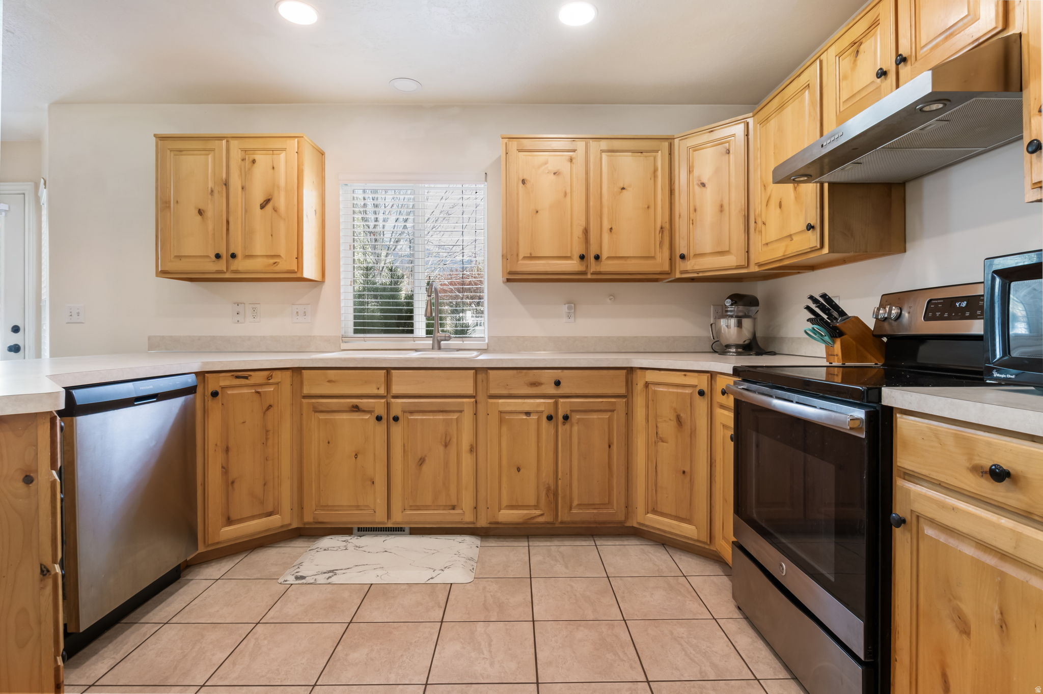 CLEARWATER COVE - Residential