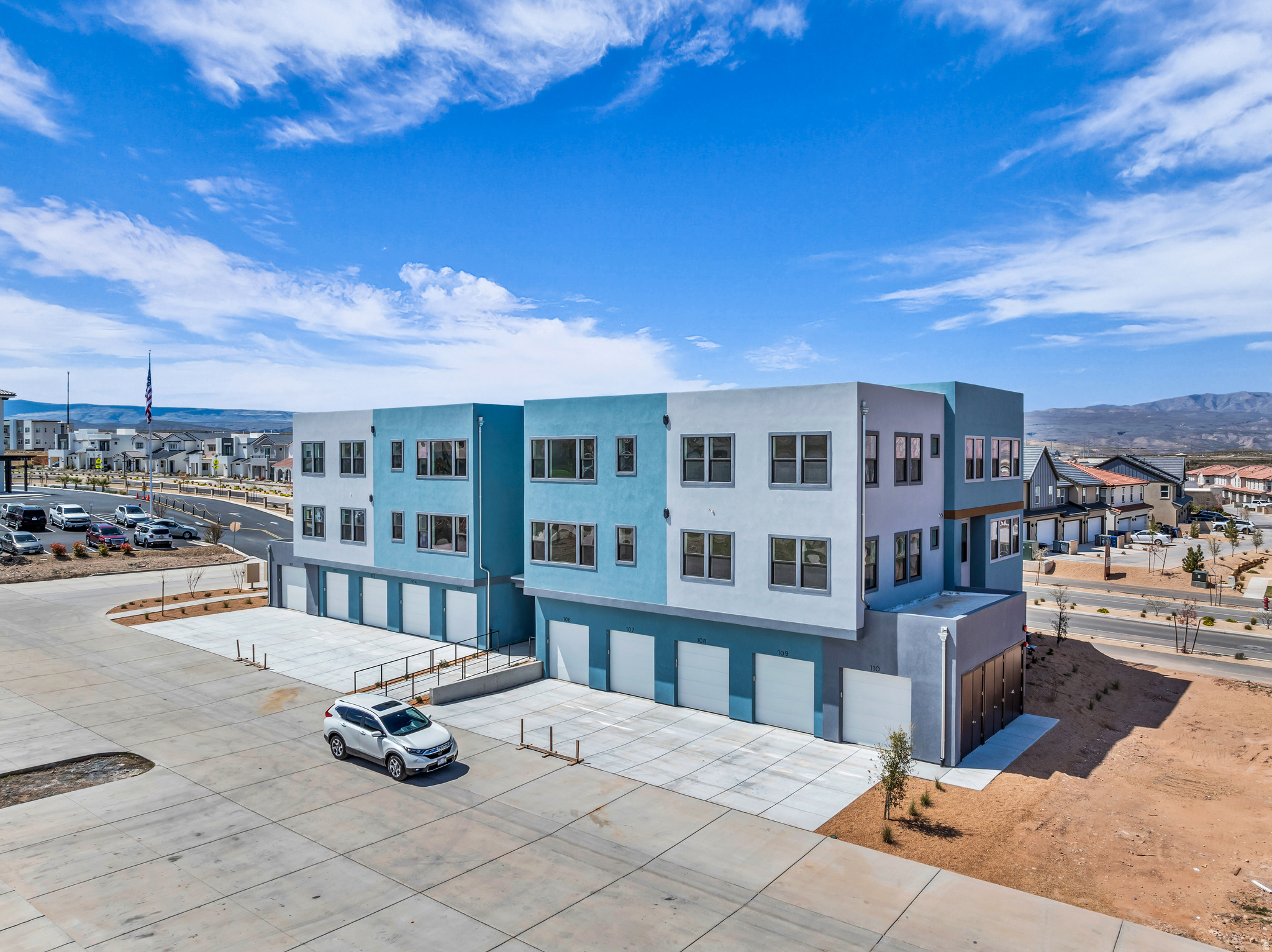 DESERT  COLOR  AUBURN HILLS - Residential