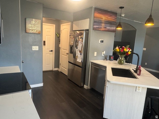 WHISPERING WILLOW - Residential