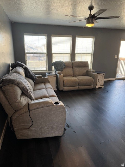 WHISPERING WILLOW - Residential