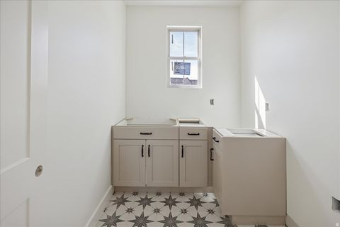 Tiny photo for 7201 S SAGE RD #213, West Jordan, UT 84081 (MLS # 2134242)